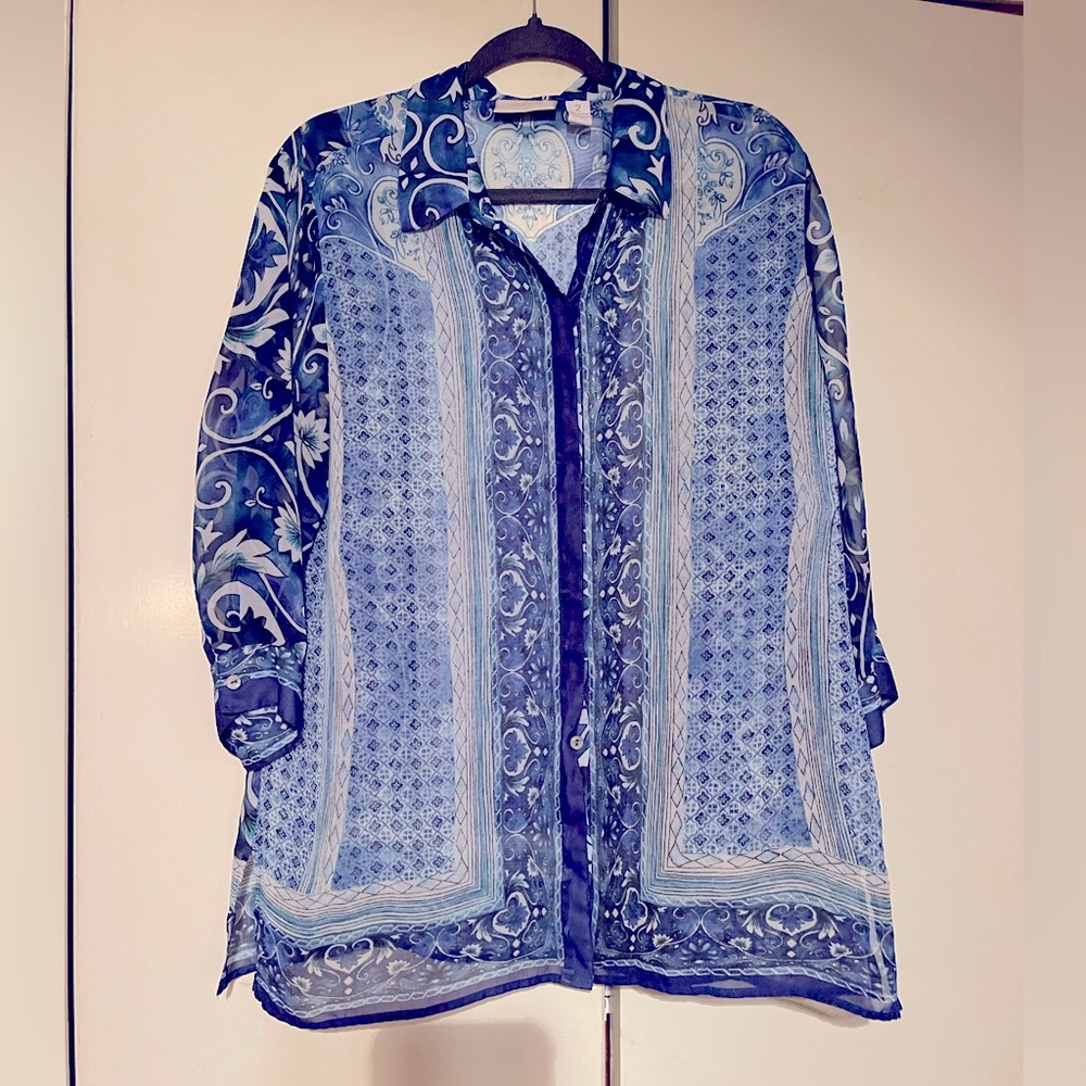 Chicos size 2 blouse